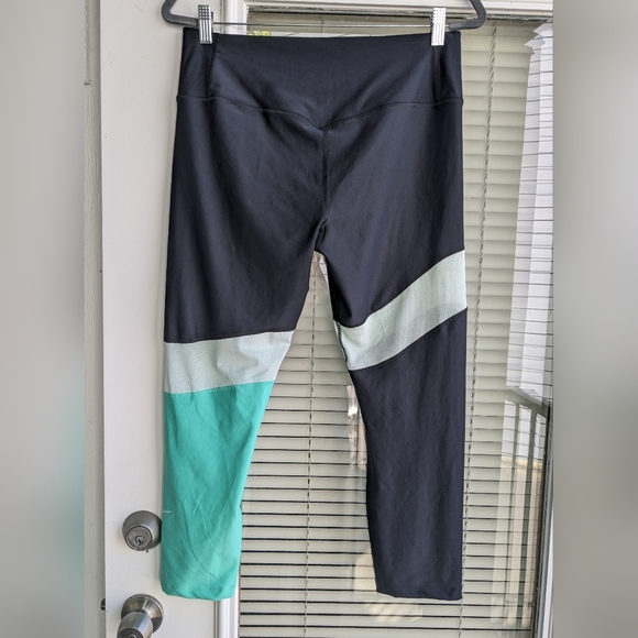 Nike Power Victory Crop Colorblock and Mesh Leggings Training Tights Size L - Picture 6 of 11